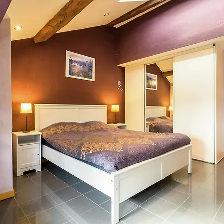 Les Rouges Gorges Apartment *
