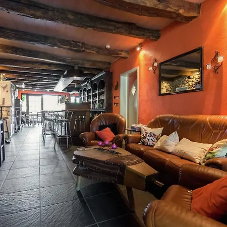 Les Rouges Gorges Apartment