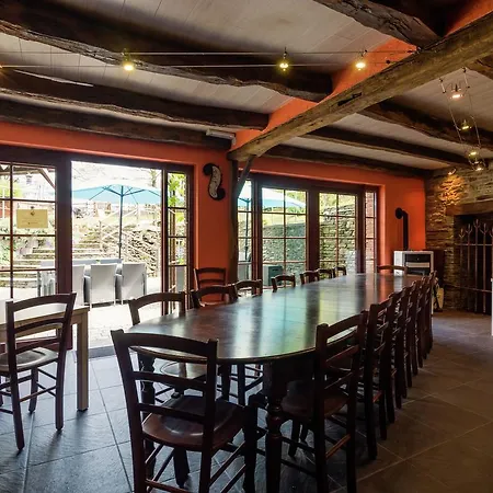 Les Rouges Gorges Apartment *